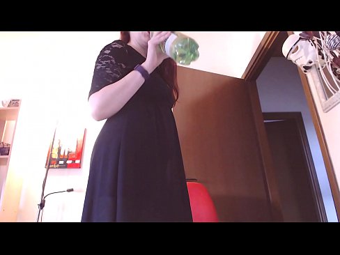 ❤️ A na-amanye ohu na-edo onwe ya n'okpuru nke hụrụ panties ruru unyi na nke na-atọ ụtọ ịme onwe ya mgbe ọ lechara vidiyo a! Anal porn ️❤